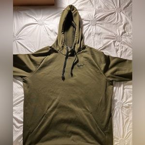 Thick Nike hoodie